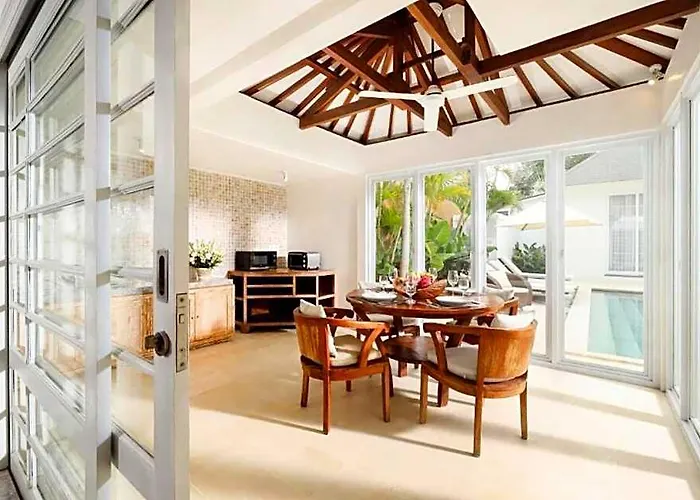 Lovely 5 Bedroom Private Pool With Garden View Ir107a *