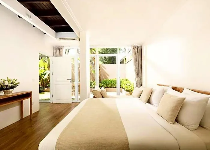 Lovely 5 Bedroom Private Pool With Garden View Ir107a Villa